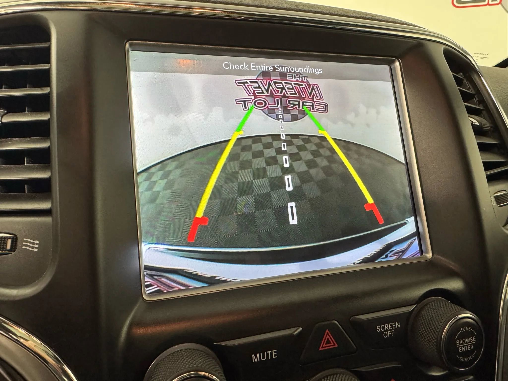 Used 2018 Jeep Grand Cherokee Overland image 18