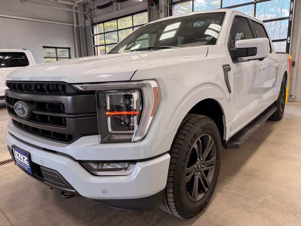 Used 2022 Ford F150 Lariat w/ Equipment Group 502A High AWD/4WD image 4