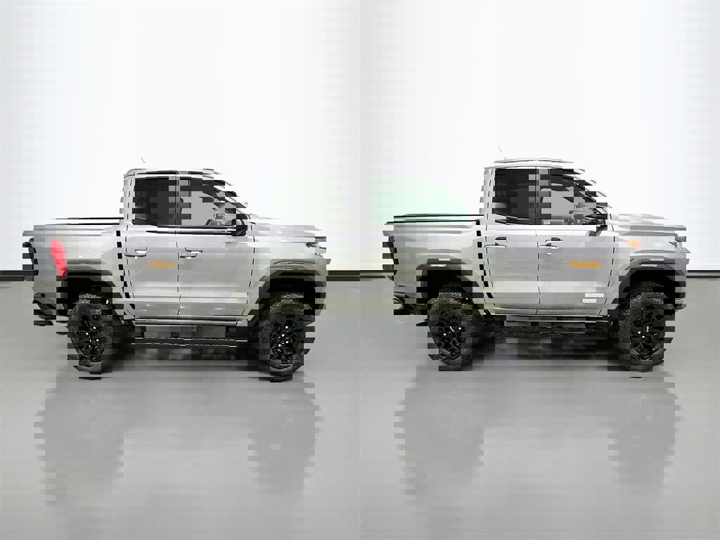 New 2026 GMC Canyon Elevation w/ Convenience Package image 8