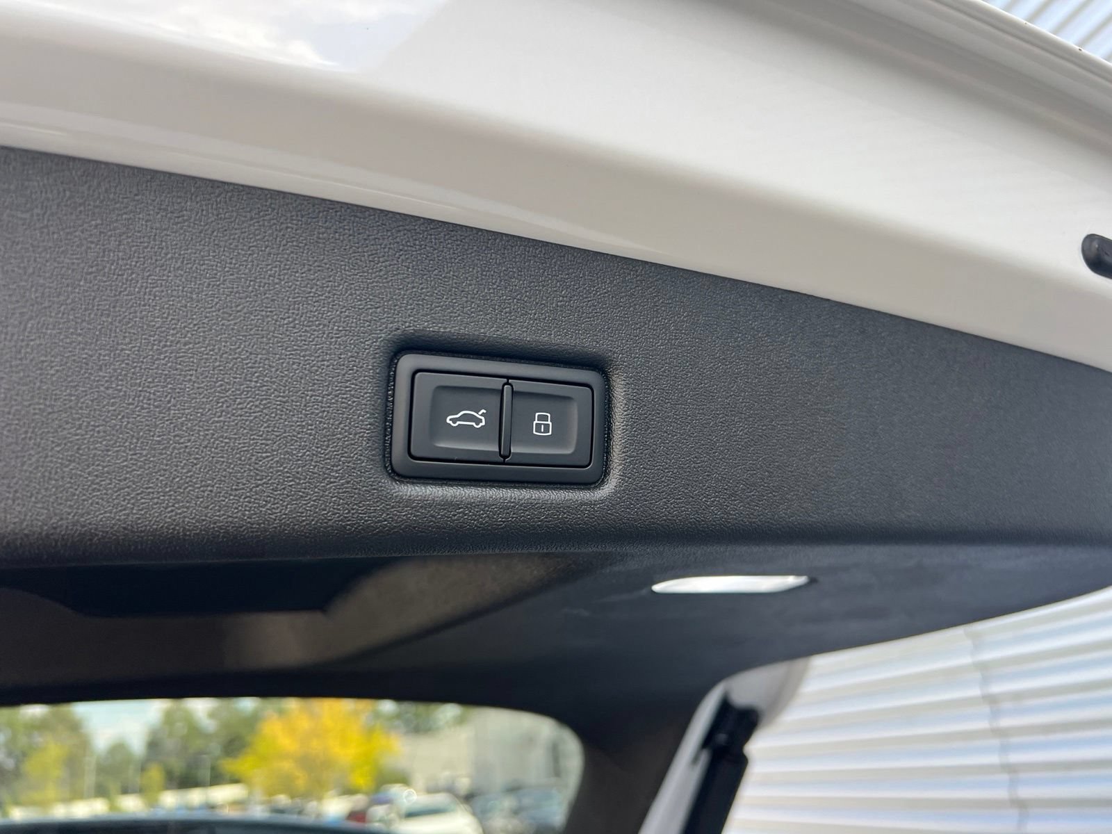New 2026 Audi SQ5 Premium Plus AWD/4WD image 31