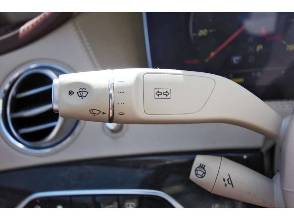 Used 2019 Mercedes-Benz S 560 Sedan image 20