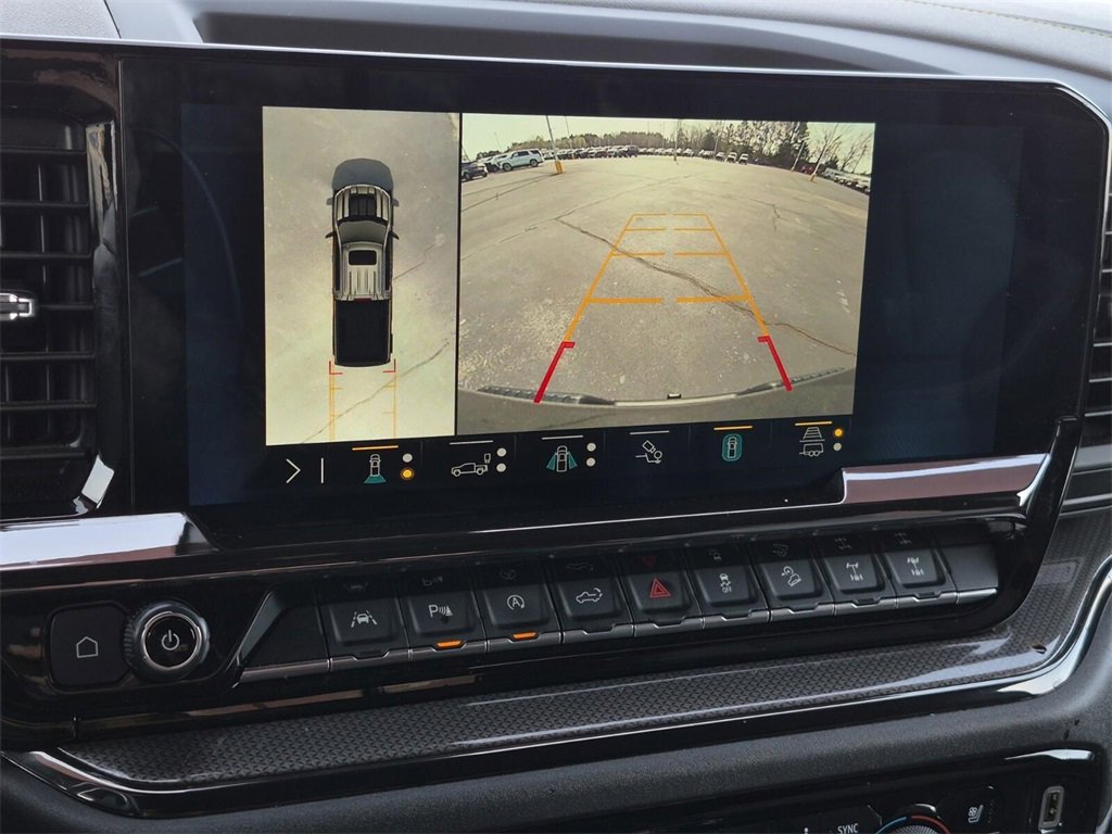 Used 2022 Chevrolet Silverado 1500 ZR2 w/ Technology Package image 25