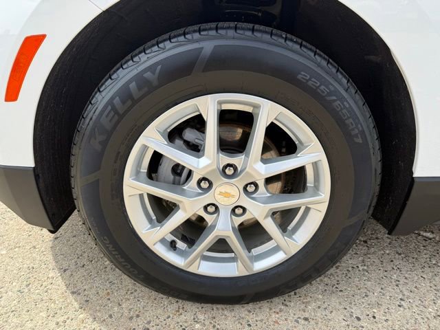 Certified 2024 Chevrolet Equinox LS image 9