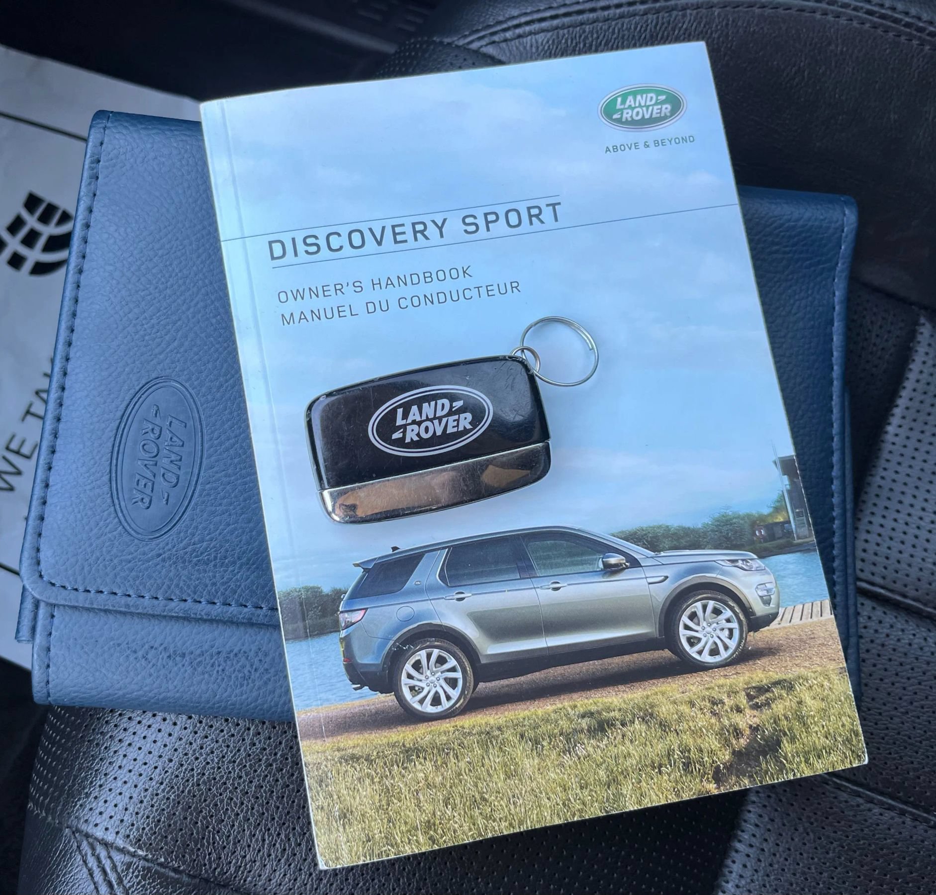 Used 2016 Land Rover Discovery Sport HSE AWD/4WD image 49