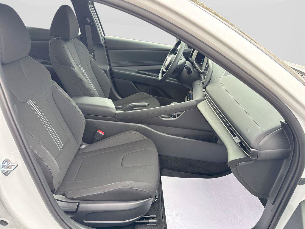 New 2026 Hyundai Elantra Sport w/ Cargo Package FWD image 28
