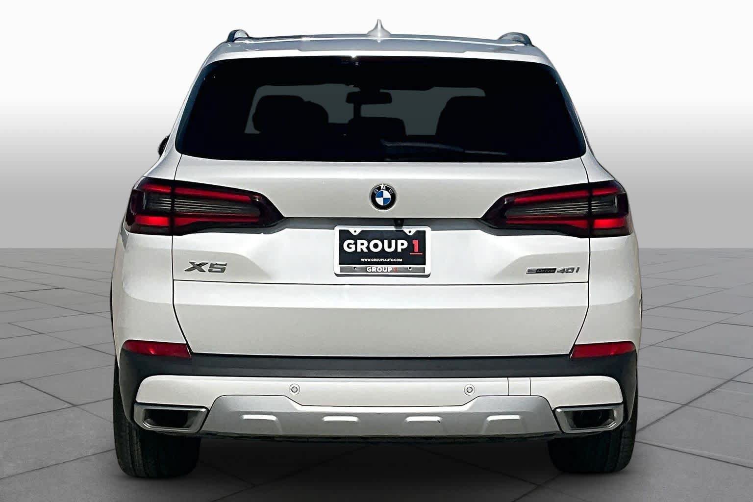 Used 2023 BMW X5 sDrive40i w/ Premium Package RWD image 4