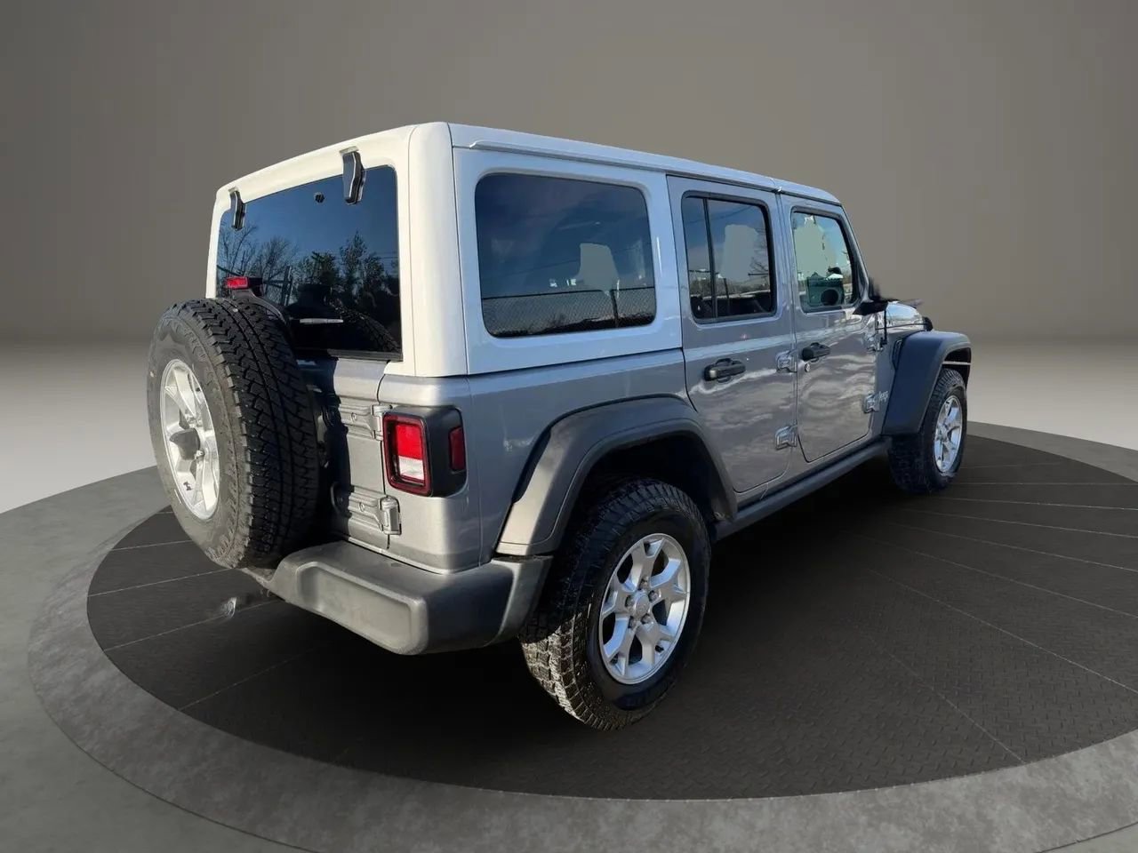 Used 2021 Jeep Wrangler Unlimited Sport AWD/4WD image 5