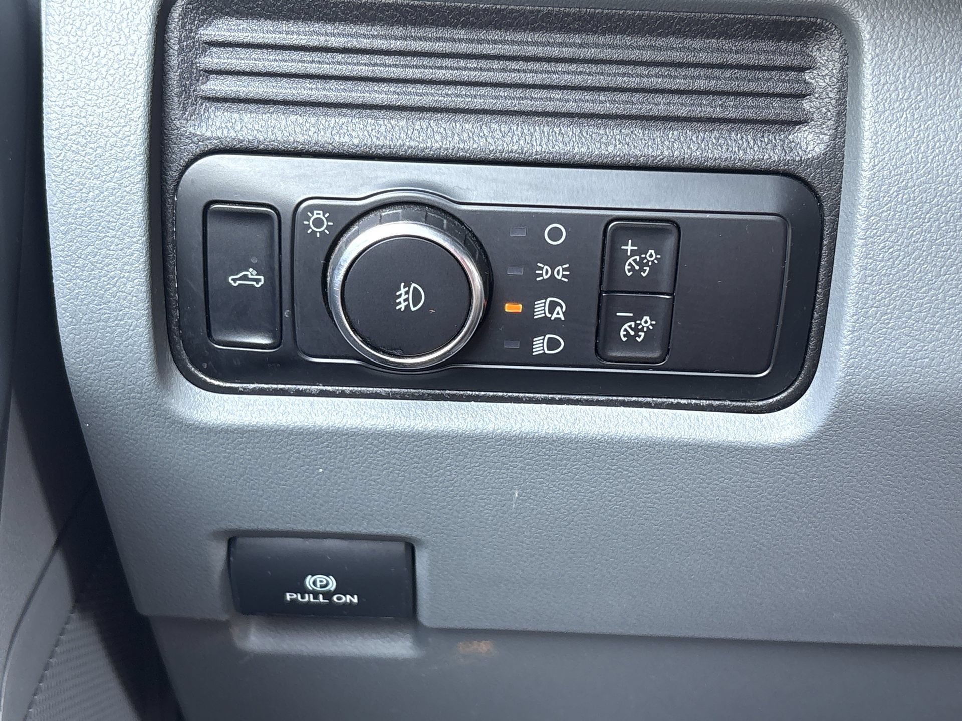 Used 2026 Ford F250 XLT AWD/4WD image 12