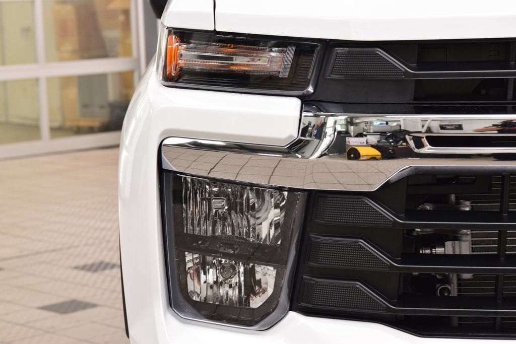 New 2026 Chevrolet Silverado 3500 LT w/ All Star Edition AWD/4WD image 12
