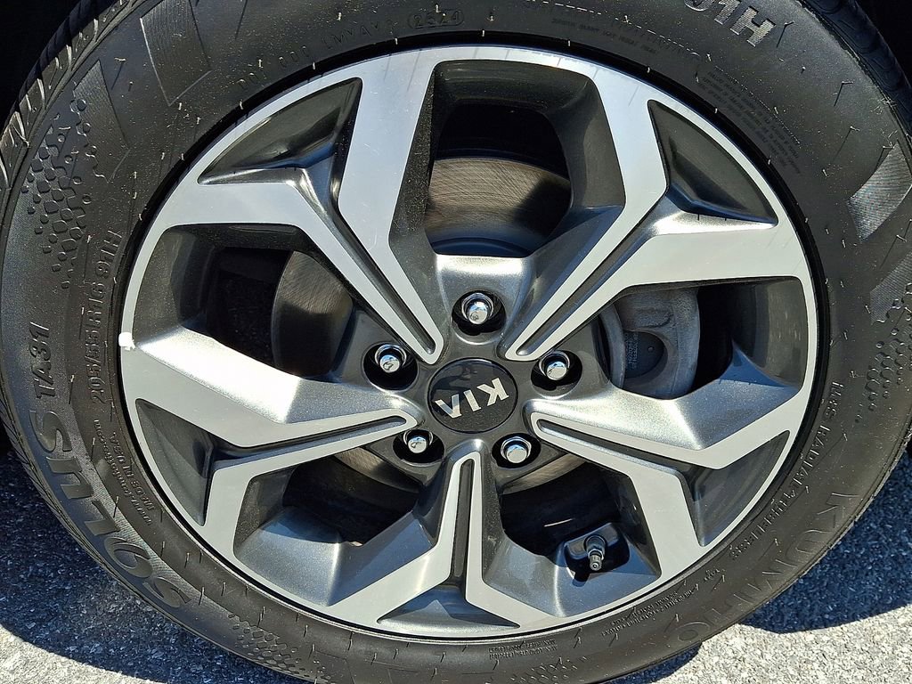 Used 2019 Kia Forte LXS FWD image 10