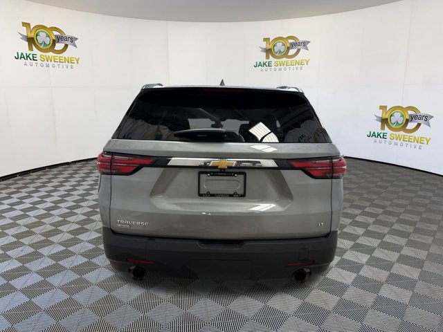 Used 2024 Chevrolet Traverse LT image 9