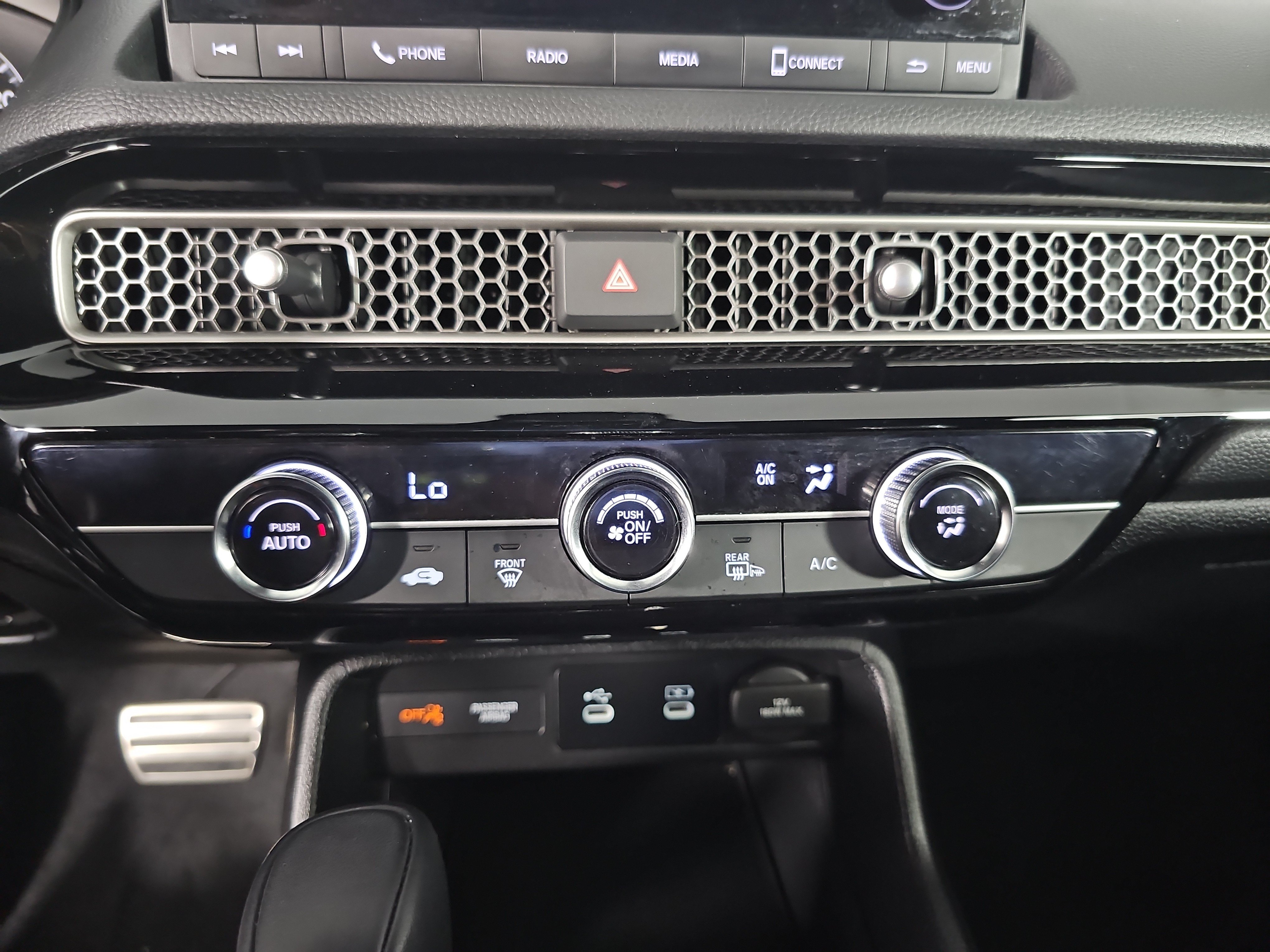 Certified 2025 Honda Civic Sport image 29