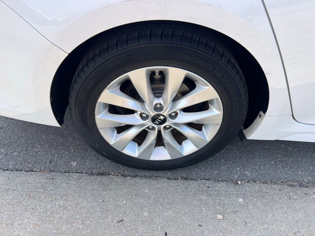 Used 2016 Kia Optima EX w/ Paint Protection Film Package FWD image 10