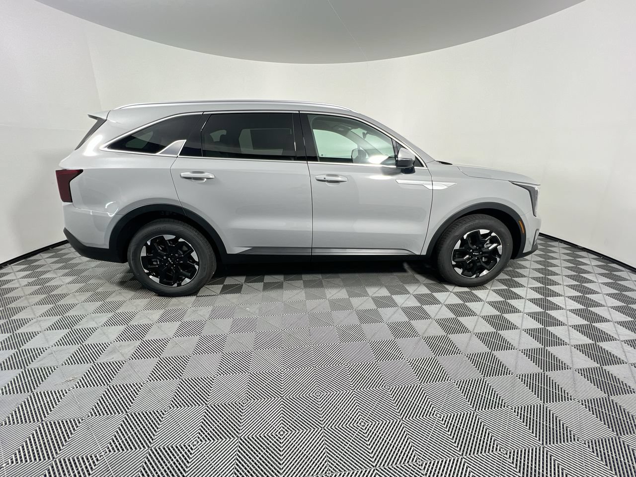 New 2026 Kia Sorento S w/ S Panoramic Sunroof Package FWD image 2