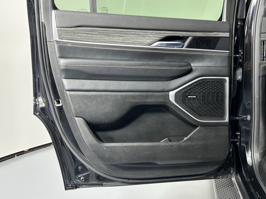 Used 2022 Jeep Wagoneer Series II image 17