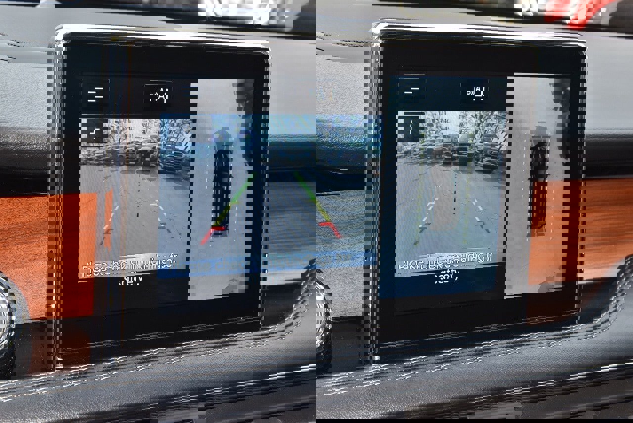 Used 2021 Lincoln Corsair Reserve w/ Equipment Group 201A image 29