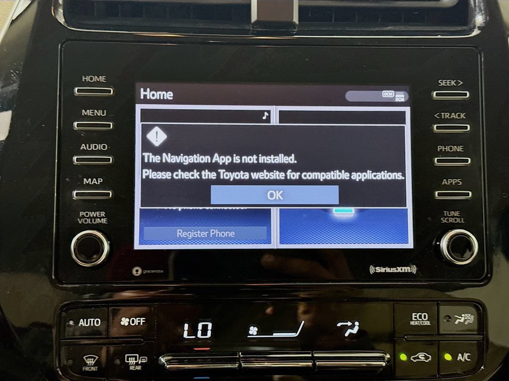 Certified 2022 Toyota Prius XLE FWD image 13