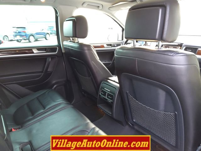 Used 2014 Volkswagen Touareg VR6 image 35