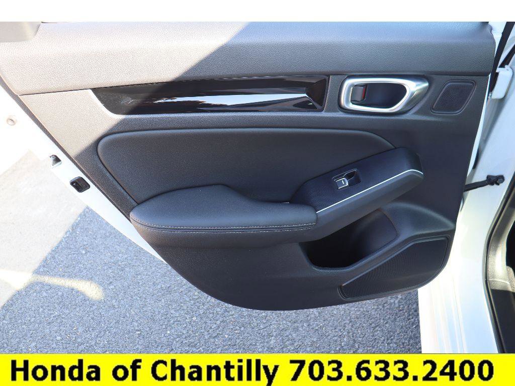 Used 2025 Honda Civic Sport Touring image 26