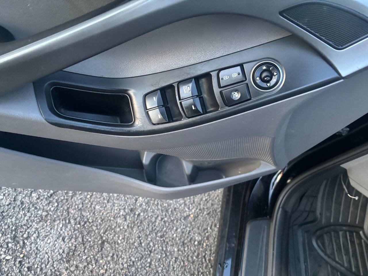 Used 2016 Hyundai Elantra SE image 15