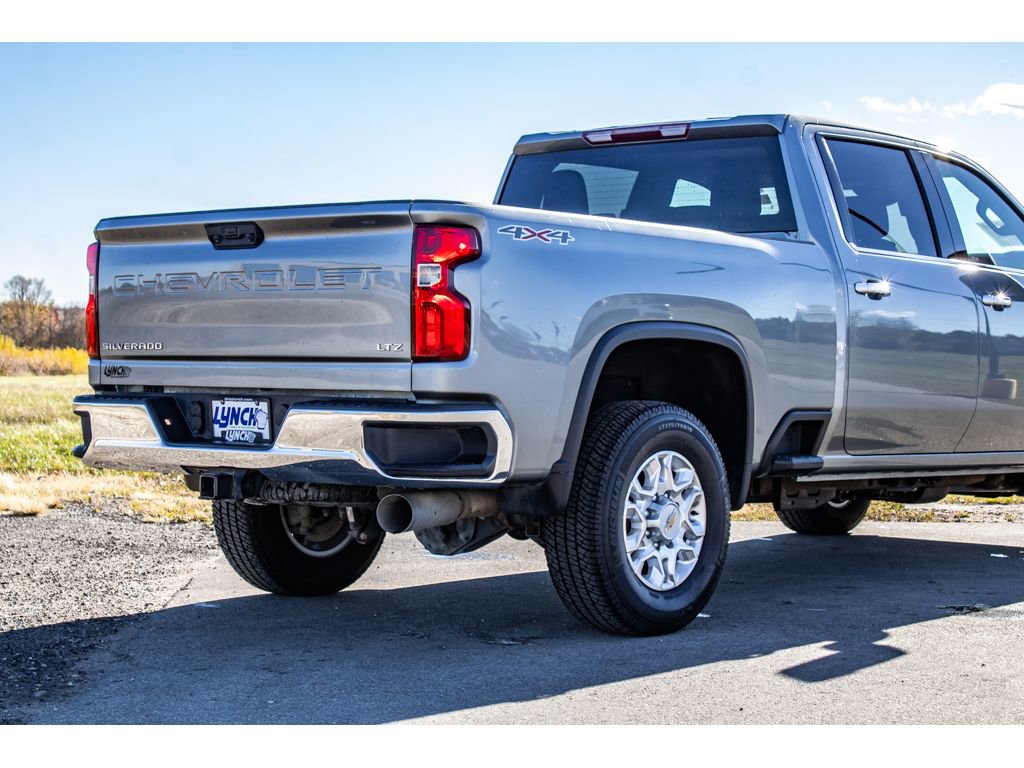 Used 2024 Chevrolet Silverado 3500 LTZ image 19