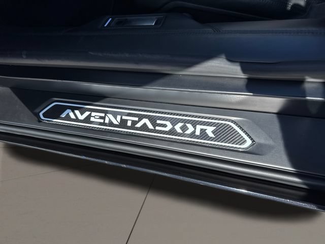 Used 2014 Lamborghini Aventador LP 700-4 AWD/4WD image 12