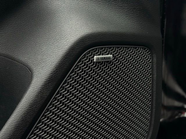 Used 2025 Mitsubishi Outlander Trail Edition image 14