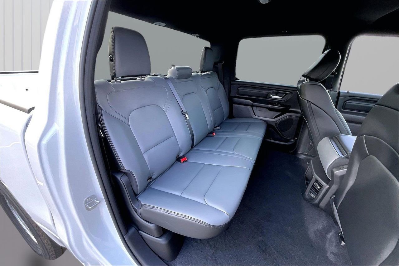 New 2026 RAM 1500 Tradesman w/ Trailer Tow Group AWD/4WD image 20