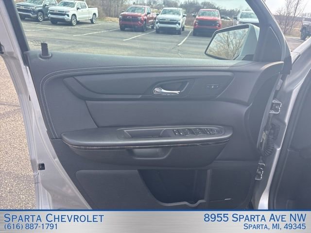 Used 2017 GMC Acadia Limited SLT image 9