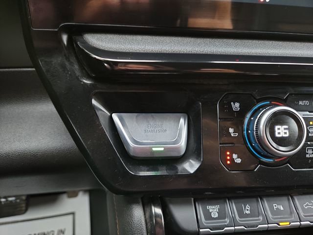 Used 2025 GMC Sierra 3500 AT4 w/ AT4 Premium Plus Package image 27