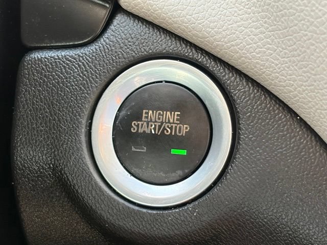 Used 2018 Chevrolet Equinox LS FWD image 25