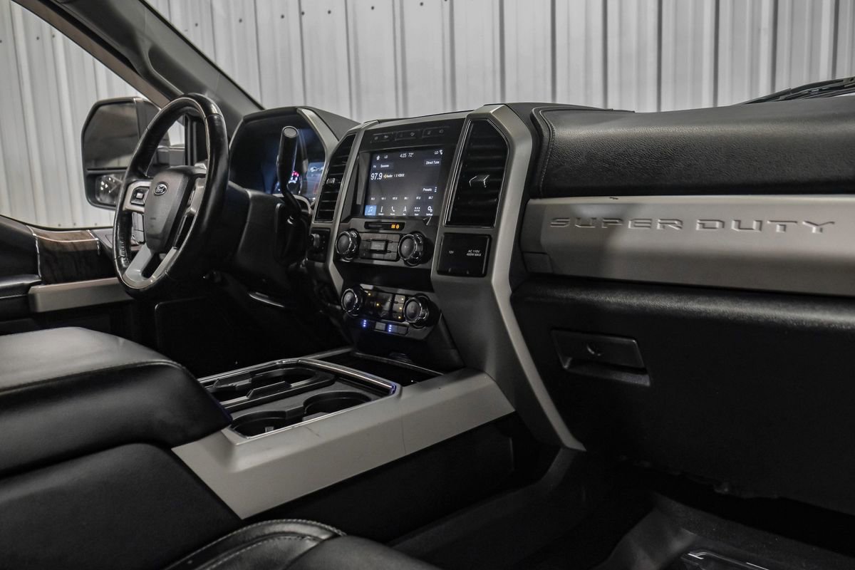 Used 2019 Ford F250 Lariat w/ Lariat Ultimate Package AWD/4WD image 12