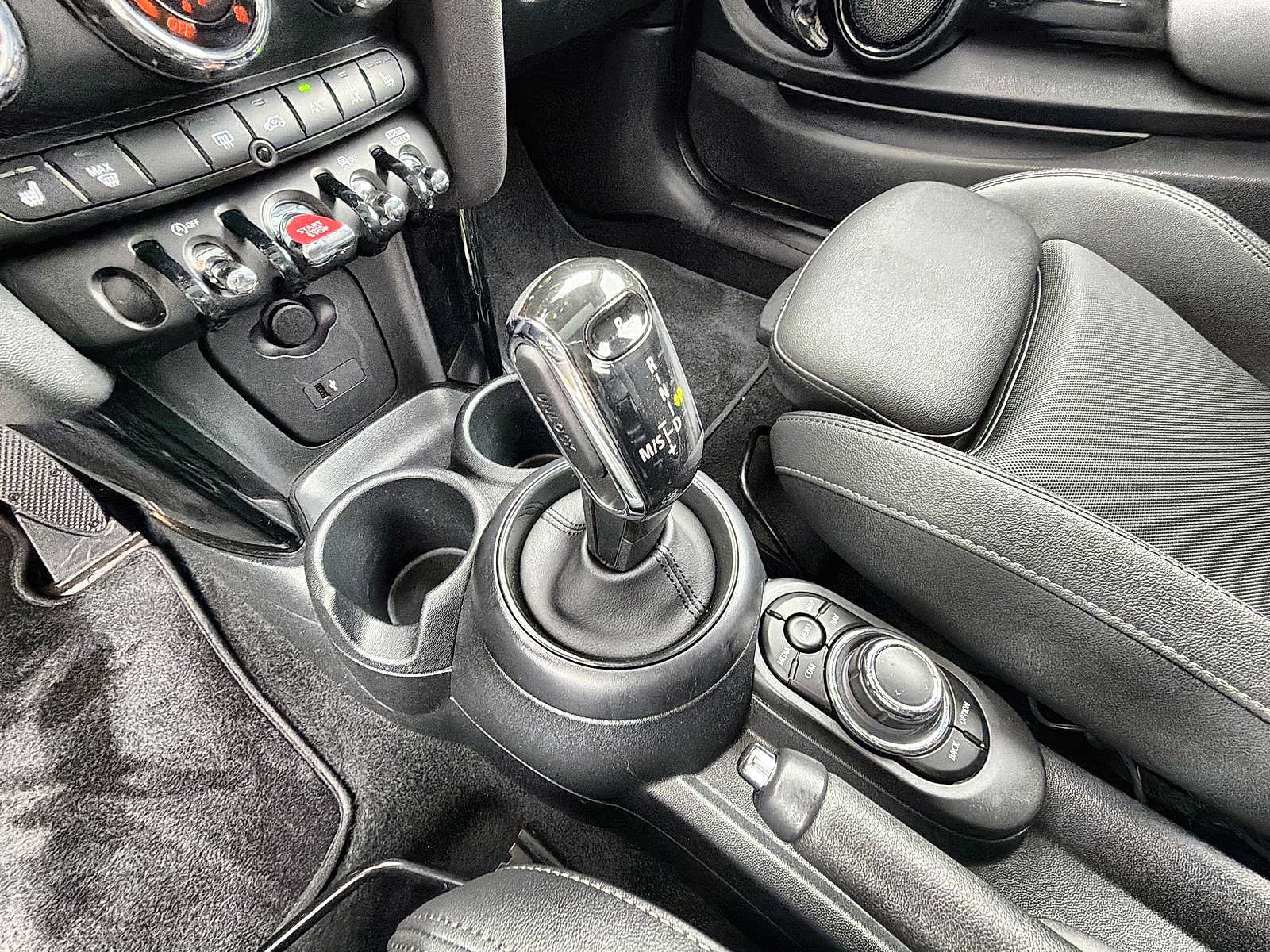 Used 2024 MINI Cooper S FWD image 25