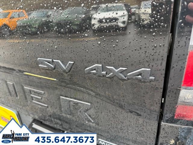 Used 2023 Nissan Frontier SV w/ Midnight Edition Package image 13