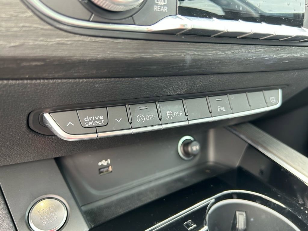 Used 2023 Audi A4 2.0T Premium Plus w/ Premium Plus Package image 29