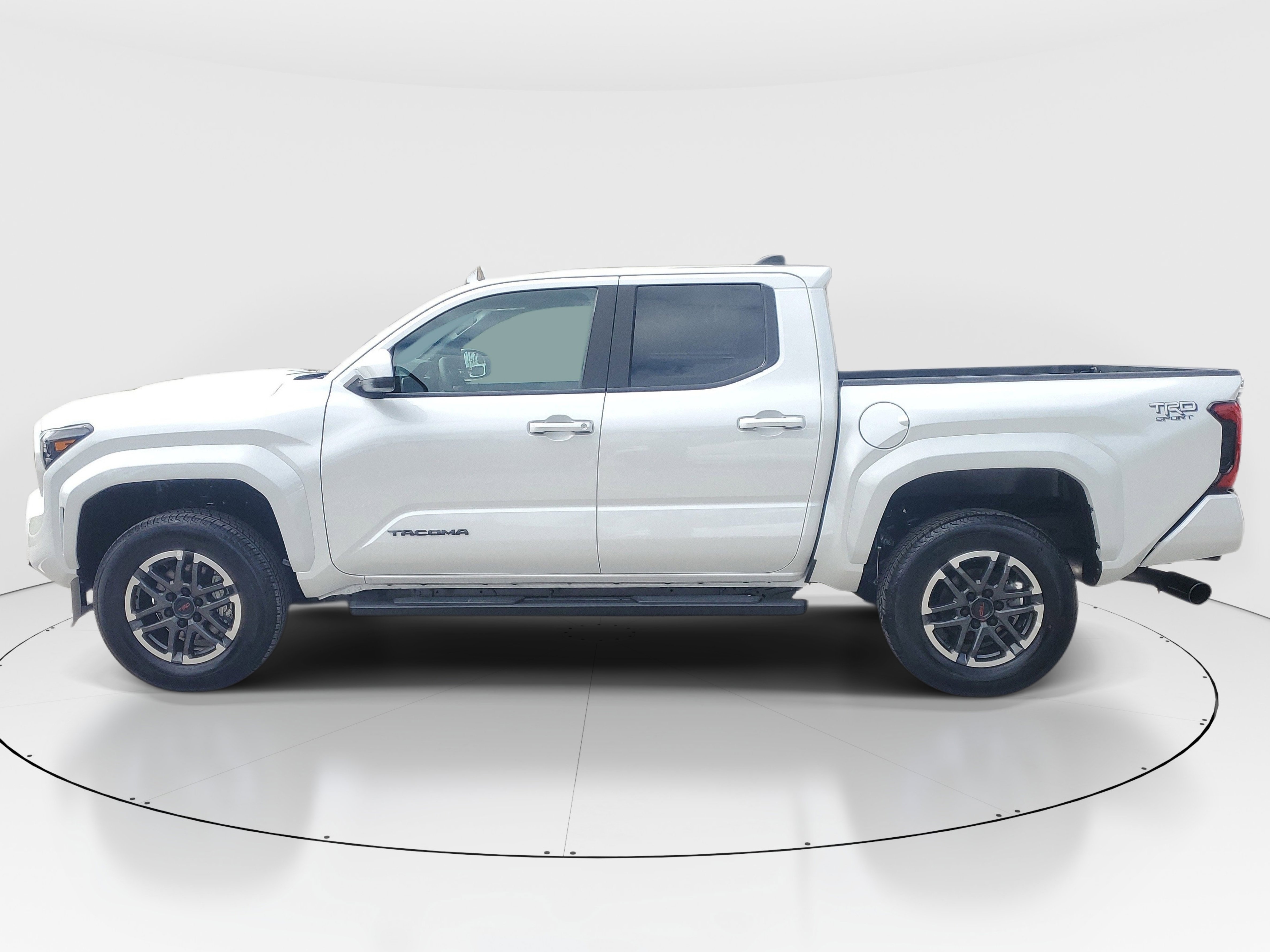 Used 2025 Toyota Tacoma TRD Sport RWD image 7