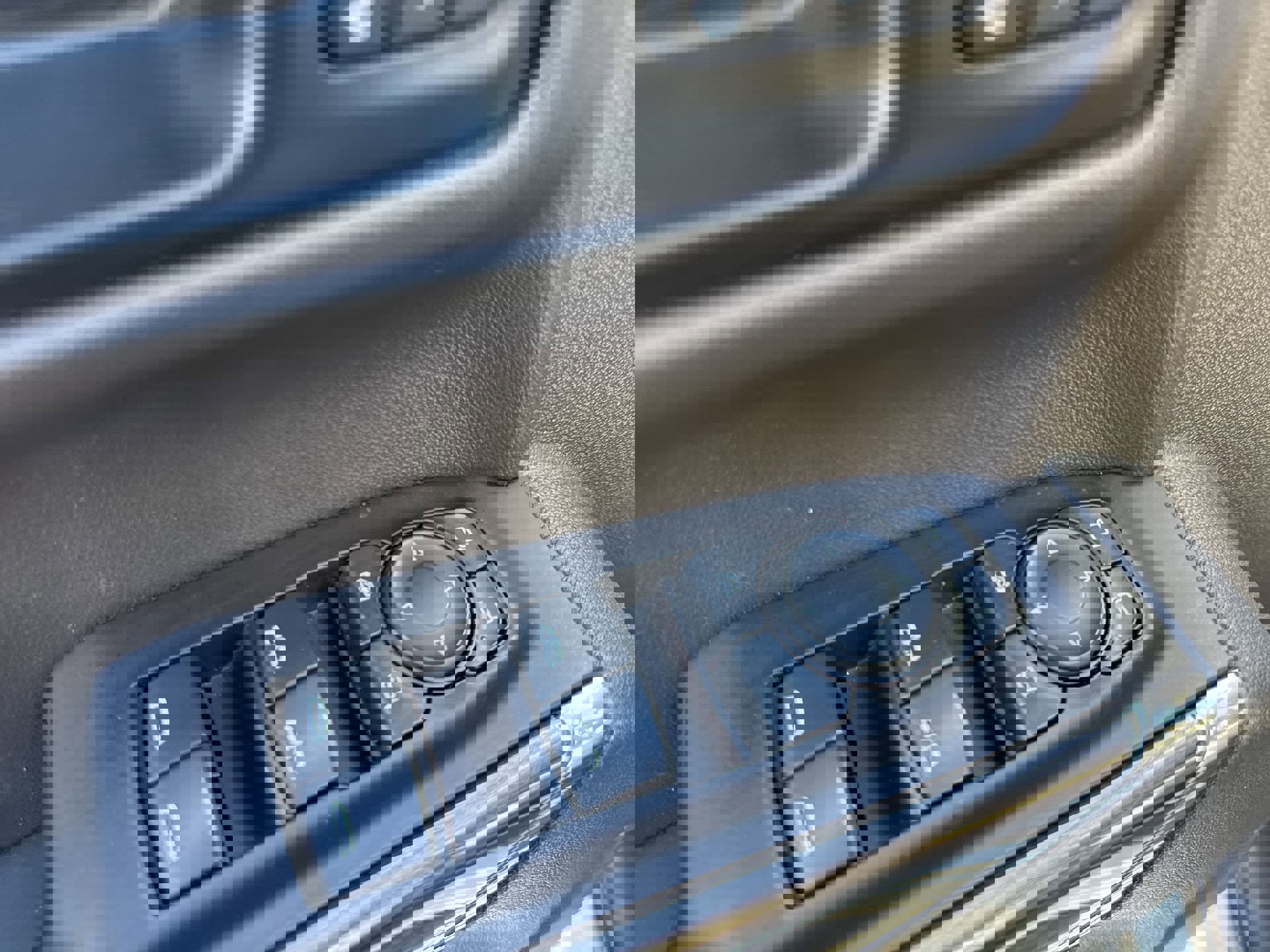 Certified 2021 Chevrolet Silverado 1500 LTZ image 13