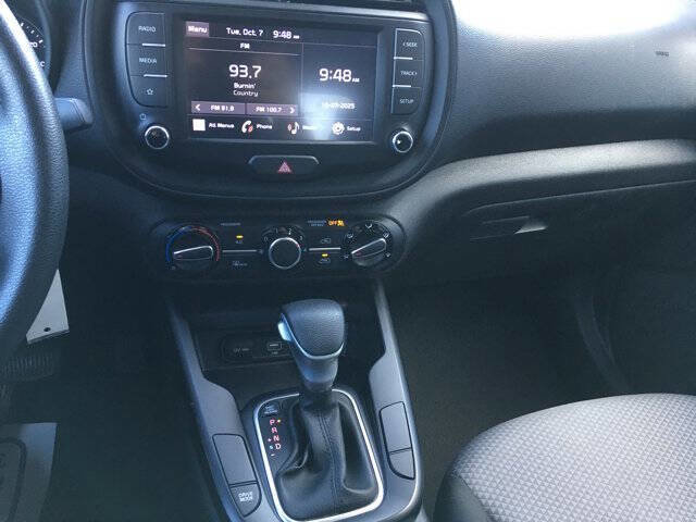 Used 2022 Kia Soul LX w/ Technology Package image 20