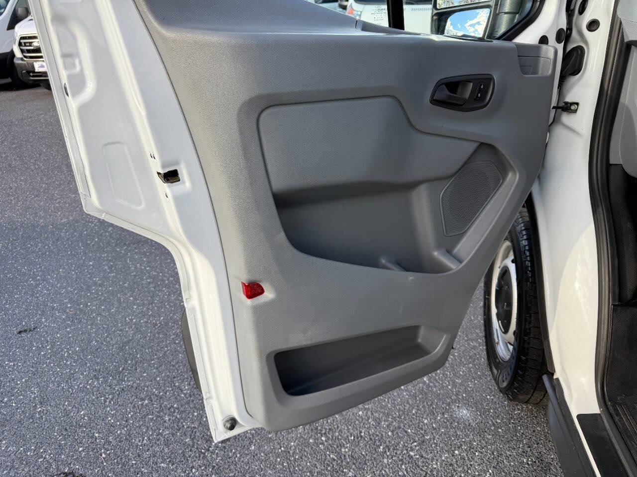 Used 2018 Ford Transit 250 130 Low Roof image 11