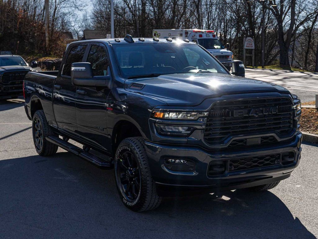 New 2026 RAM 3500 Big Horn AWD/4WD image 3