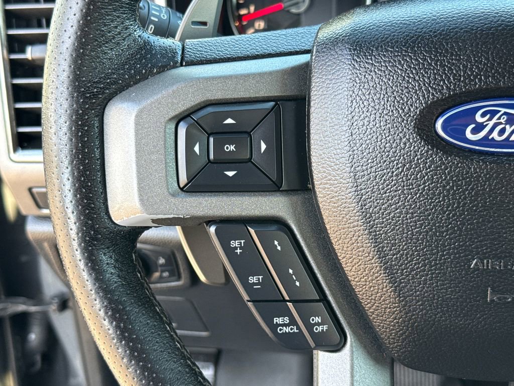 Used 2018 Ford F150 Raptor w/ Equipment Group 802A Luxury image 16