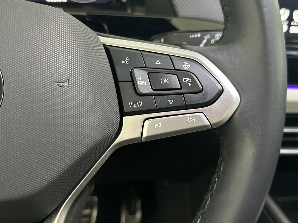 Used 2024 Volkswagen Atlas Cross Sport SEL Premium R-Line image 23