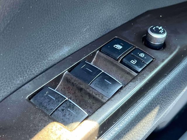 Used 2021 Toyota Camry XLE image 19