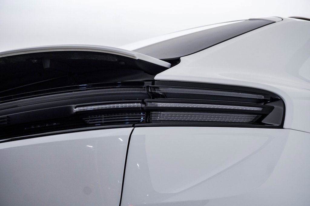 Certified 2025 Porsche Macan 4S Electric image 12