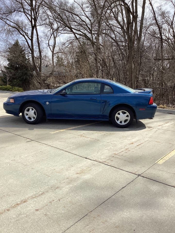 Used 1999 Ford Mustang Coupe image 6