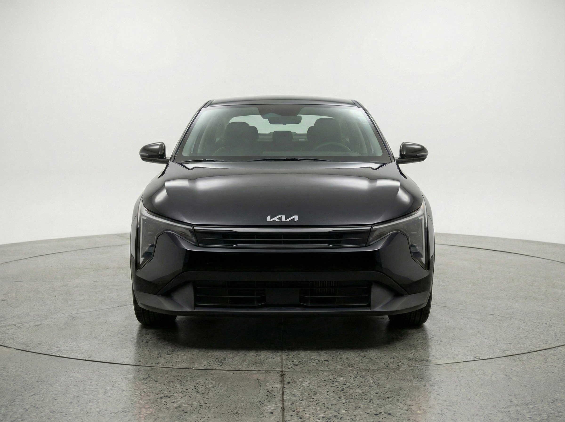 Used 2025 Kia K4 LXS image 2