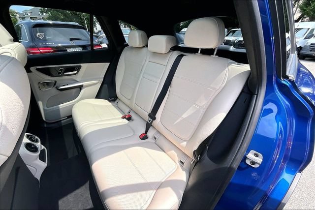 Used 2026 Mercedes-Benz GLC 300 4MATIC image 17