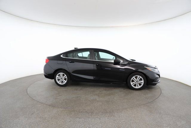 Used 2016 Chevrolet Cruze LT image 23