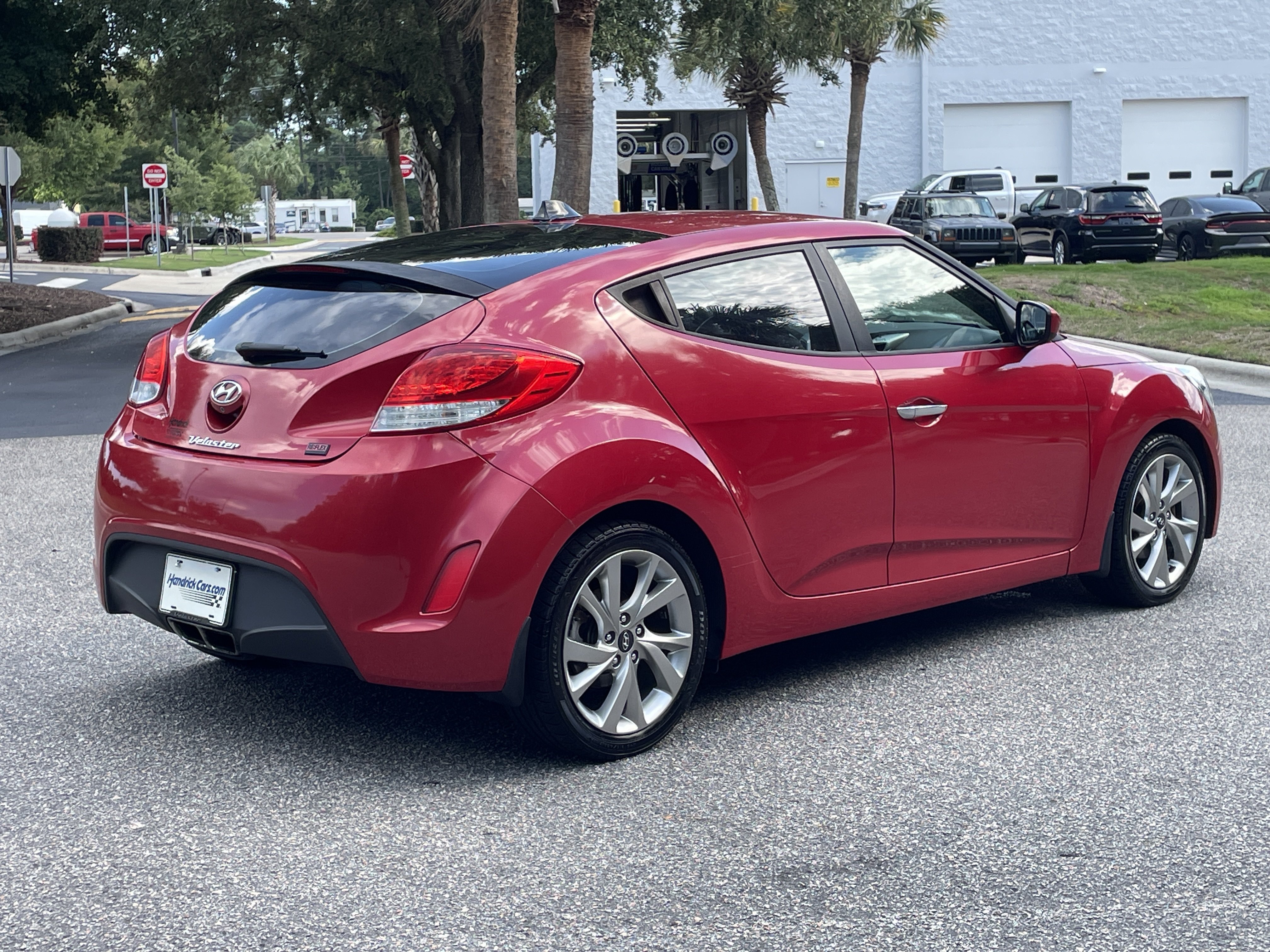 Used 2014 Hyundai Veloster RE:FLEX Edition FWD image 9