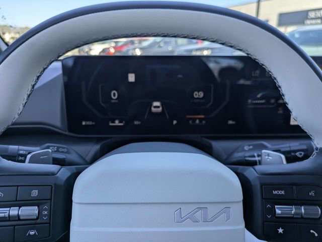 New 2025 Kia K4 GT-Line Turbo FWD image 31
